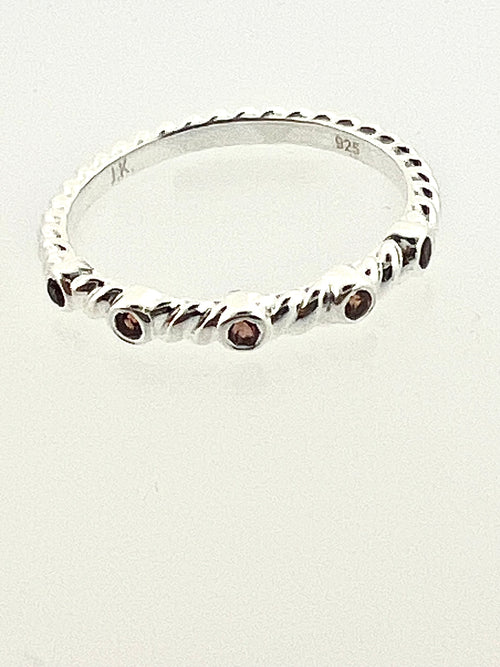 Affinity Sterling Silver Twist Band with Garnet