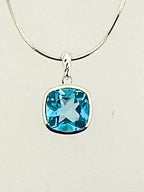 Affinity Swiss Blue Topaz 10 x 10 mm Cushion Cut Pendant